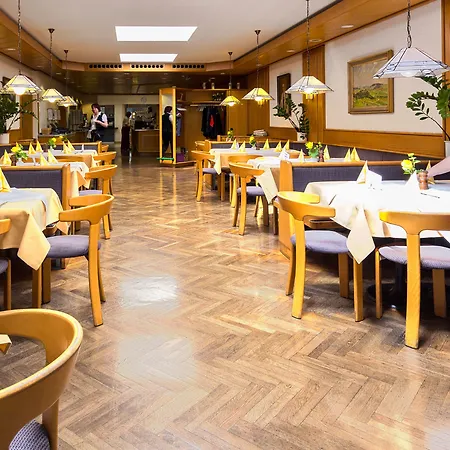 Seligweiler & Restaurant Hotell Elchingen
