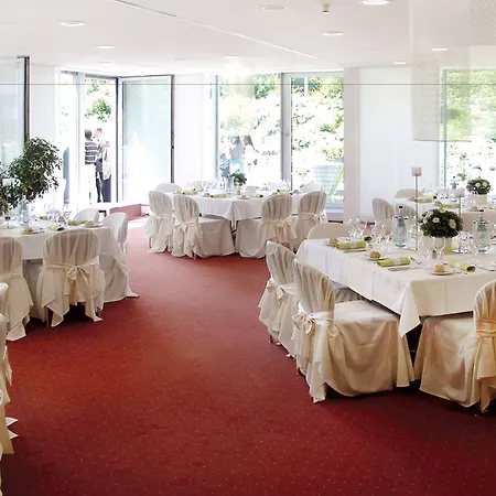 Seligweiler & Restaurant מלון אלכינגן