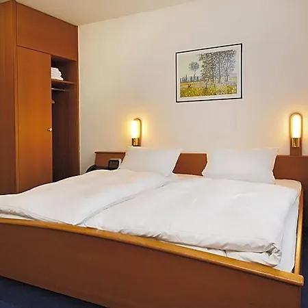 Seligweiler & Restaurant Hotel 3*