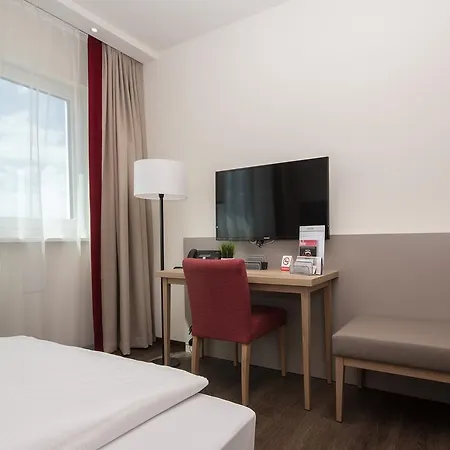 מלון Seligweiler & Restaurant 3*