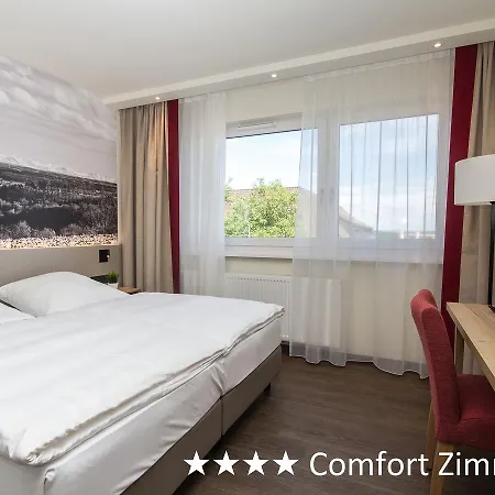 Seligweiler & Restaurant מלון 3*